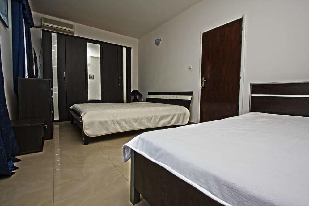 Apartmani Irena Petrovac Bagian luar foto