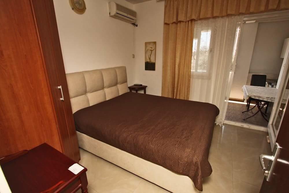 Apartmani Irena Petrovac Bagian luar foto